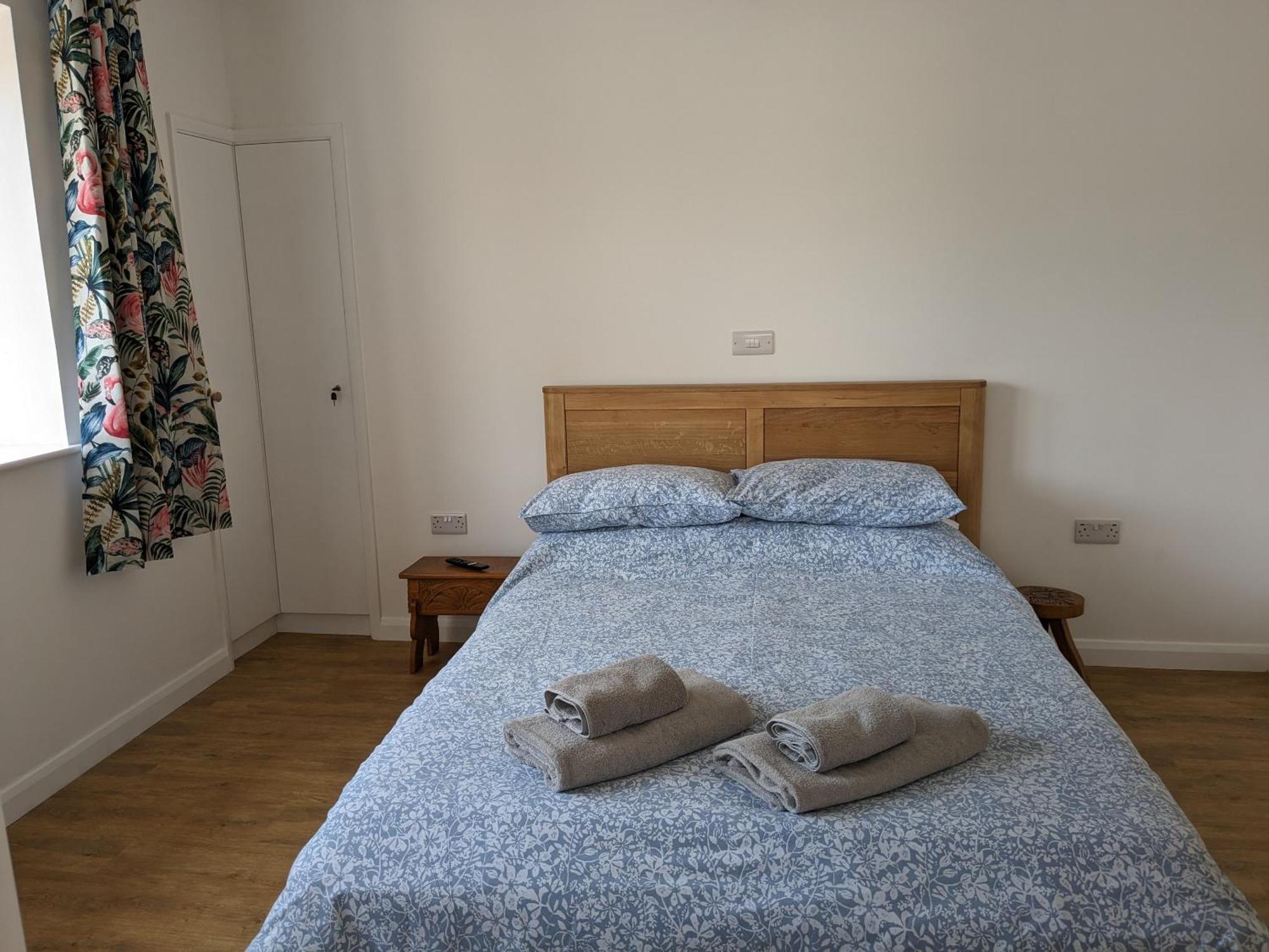 Courtbrook Farm Apartments Exeter Room photo